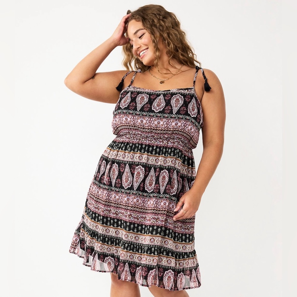 NWT Juniors' Live To Be Spoiled Tassel Tie Shoulder Skater Dress Size 1X - Picture 1 of 6